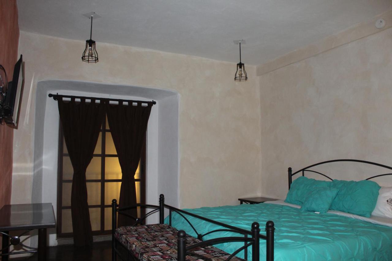 Hotel El Descanso Barrio Del Artista Puebla de Zaragoza Esterno foto
